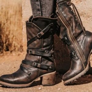 Freebird by Steven Women’s Leather Cora Black Boot Size 8